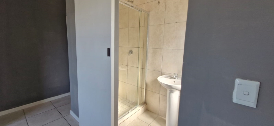 To Let  Bedroom Property for Rent in Parklands Western Cape